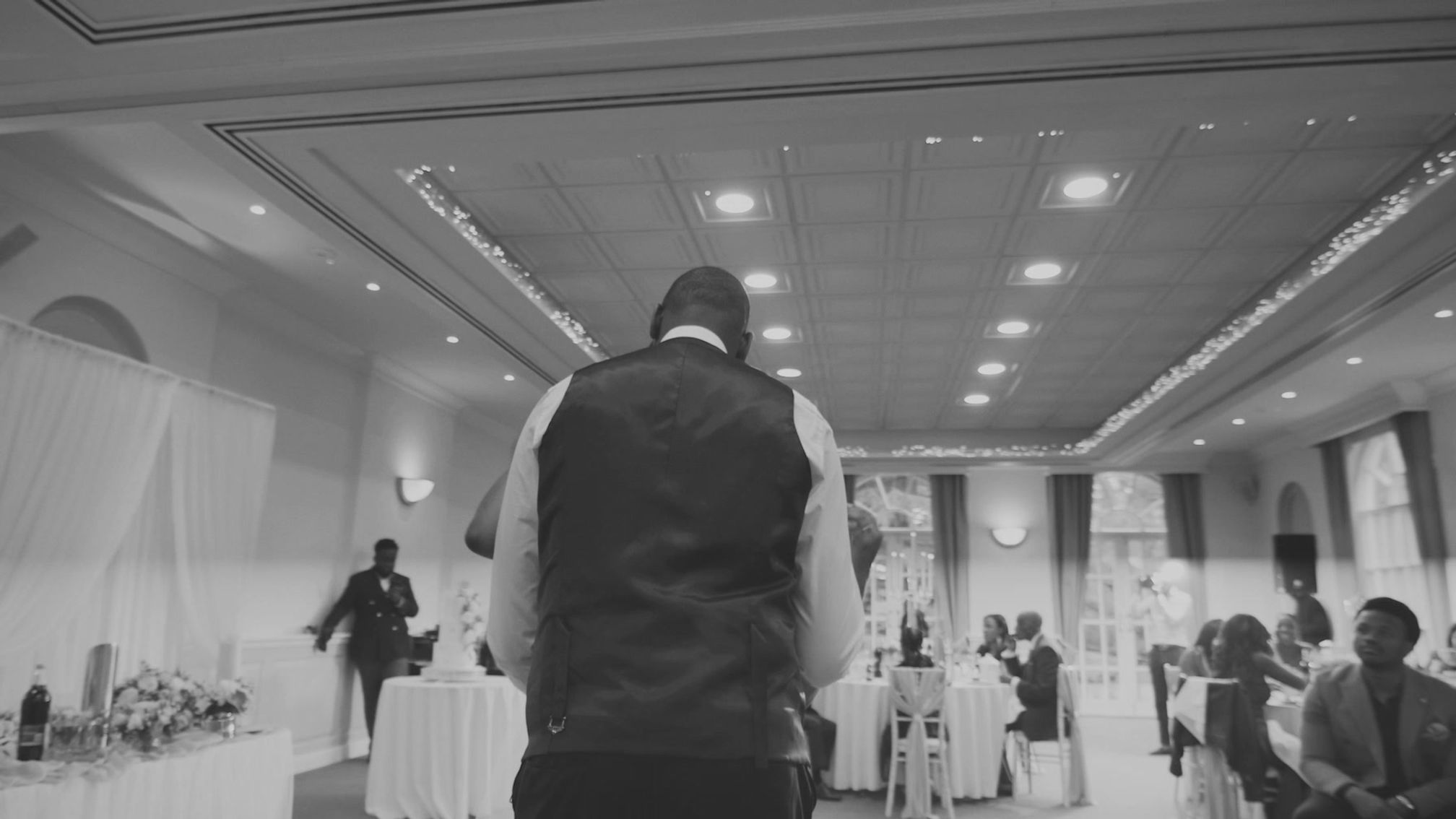 Mr & Mrs Barnes-Christian - First Dance - Classic Edition.mp4